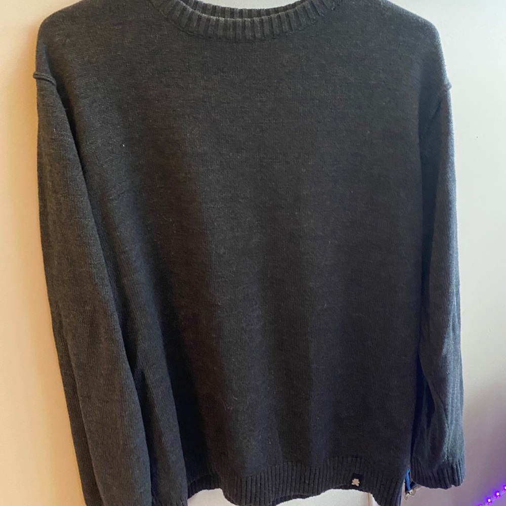 Crewneck thick cotton sweater (not itchy)